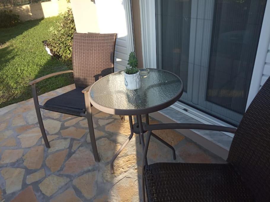 Διαμέρισμα Μεντησ Igoumenitsa Exterior foto