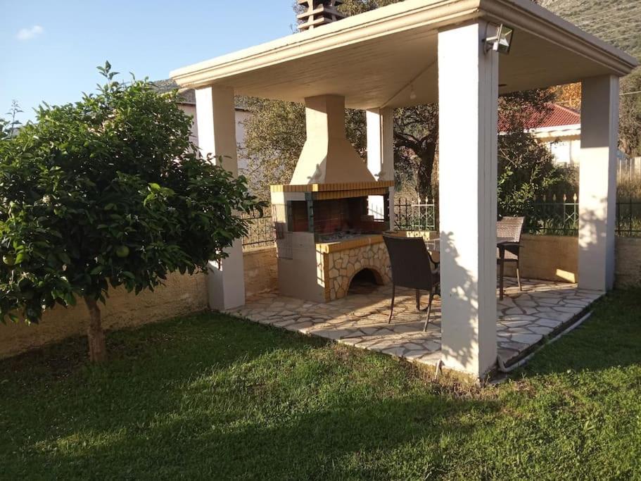Διαμέρισμα Μεντησ Igoumenitsa Exterior foto