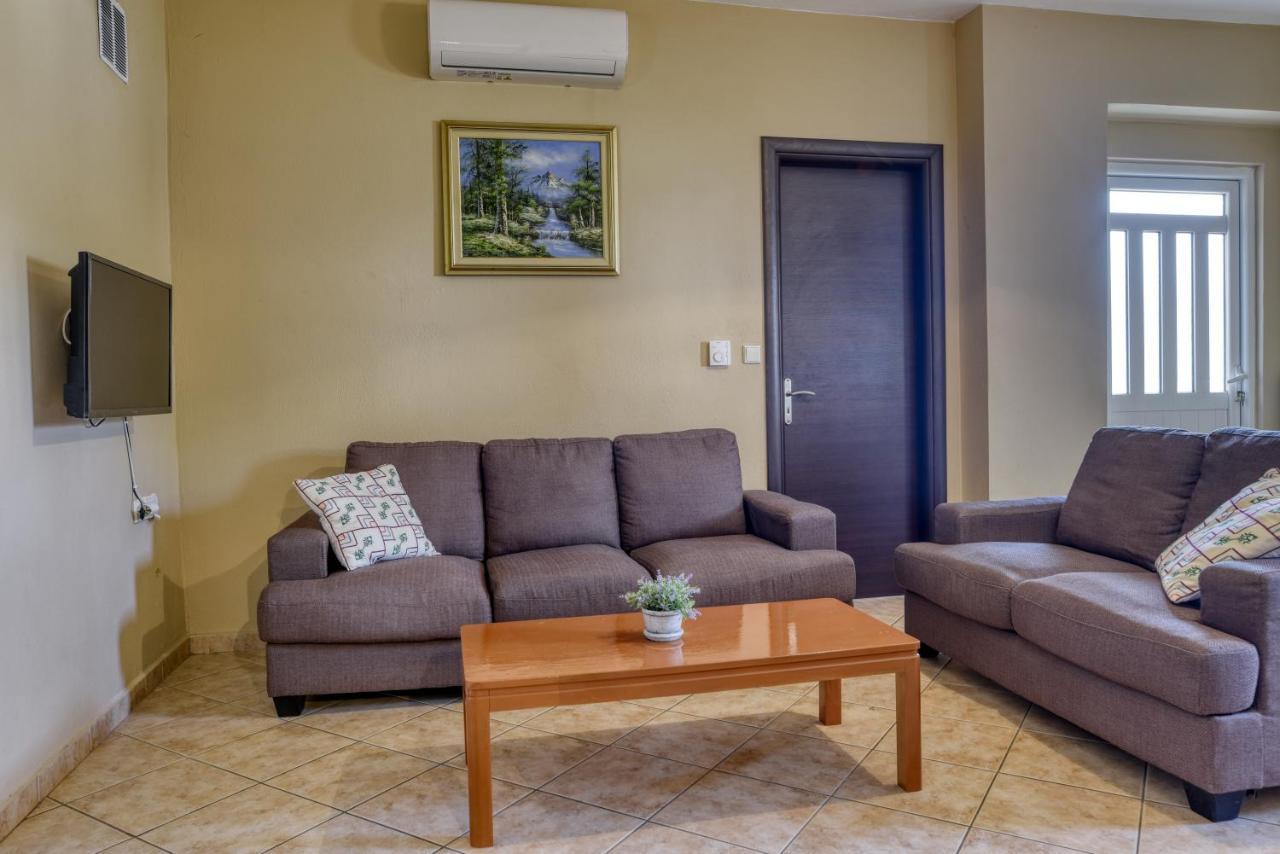 Διαμέρισμα Μεντησ Igoumenitsa Exterior foto
