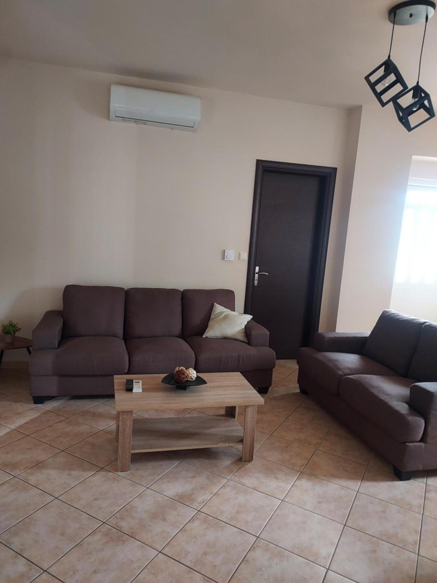 Διαμέρισμα Μεντησ Igoumenitsa Exterior foto