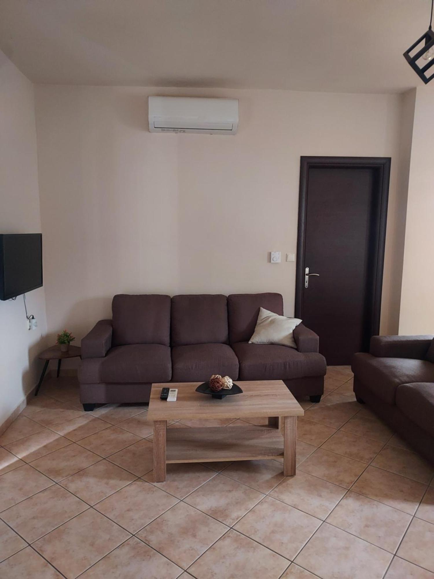 Διαμέρισμα Μεντησ Igoumenitsa Exterior foto
